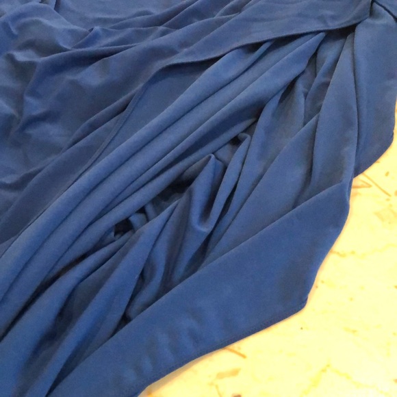 Blue top - Picture 5 of 6